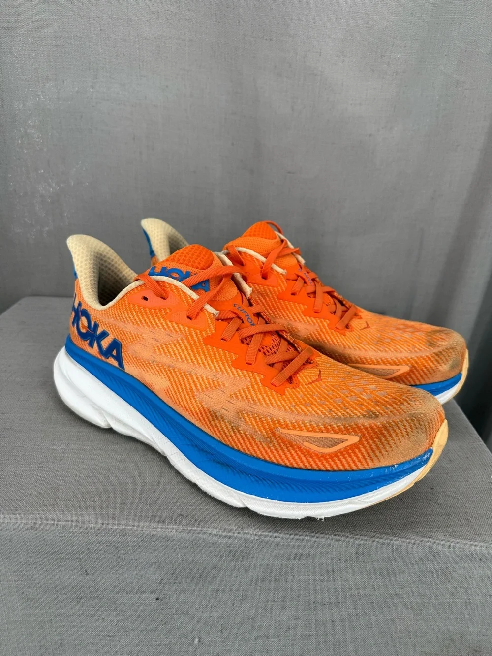 Hoka CLIFTON 9 Men's Road-running Shoe Vibrant Orange/Impala 11D